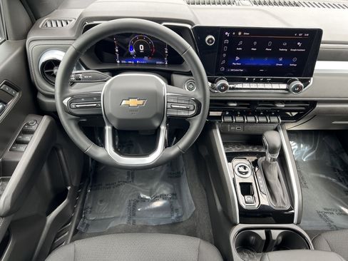 Used 2023 Chevrolet Colorado LT w/ LT Convenience Package AWD/4WD image 27