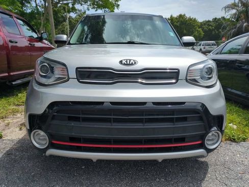 Used 2019 Kia Soul ! w/ Technology Package FWD image 2