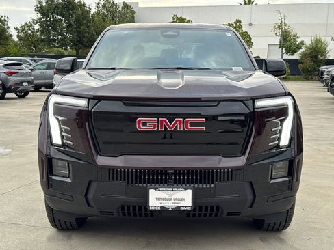 New 2026 GMC Sierra EV Elevation image 5
