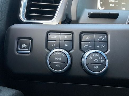 Used 2025 GMC Sierra 1500 Denali AWD/4WD image 14