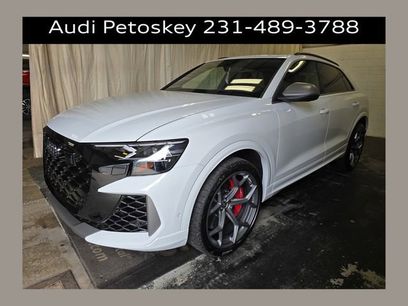 New 2025 Audi RS Q8 performance