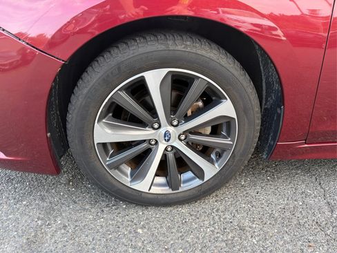 Used 2015 Subaru Legacy 2.5i Limited AWD/4WD image 16