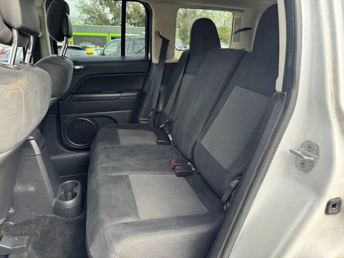 Used 2012 Jeep Patriot Latitude w/ Sun/Sound Group image 18