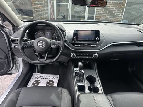 Used 2023 Nissan Altima 2.5 S FWD image 16