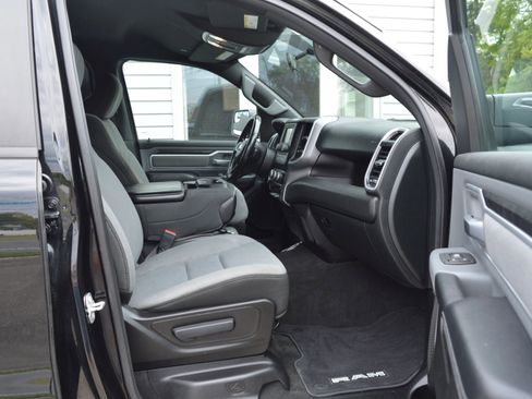 Used 2022 RAM 1500 Big Horn AWD/4WD image 18