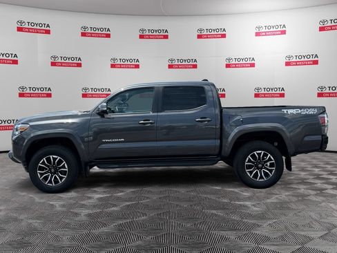 Used 2023 Toyota Tacoma TRD Sport AWD/4WD image 8