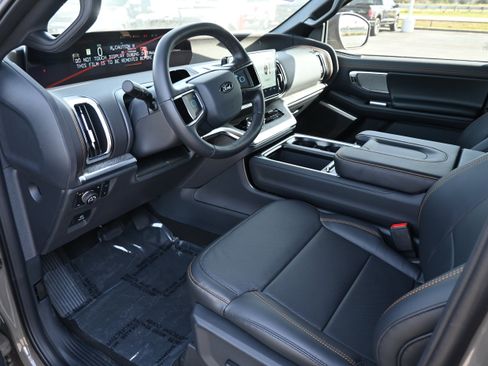 New 2026 Ford Expedition Tremor image 16