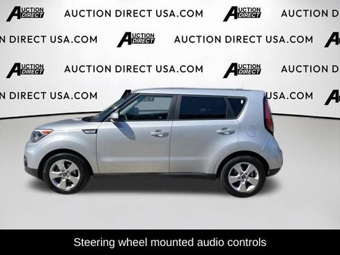 Used 2017 Kia Soul FWD image 3
