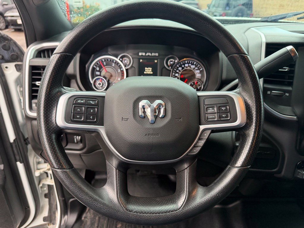 Used 2022 RAM 2500 Big Horn AWD/4WD image 22