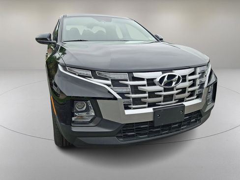 Certified 2022 Hyundai Santa Cruz SE image 2