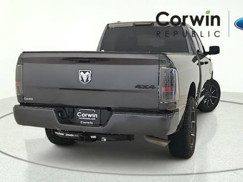 Used 2019 RAM 1500 Express AWD/4WD image 5