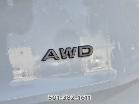 Used 2025 Nissan Rogue S AWD/4WD image 13