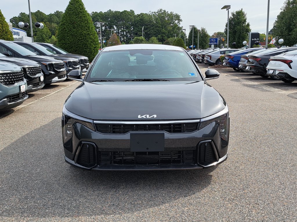 New 2026 Kia K4 GT-Line Turbo w/ GT-Line Premium Package FWD image 2