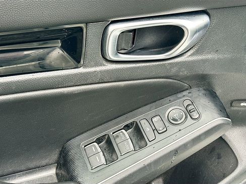 Used 2025 Honda Civic Sport image 14