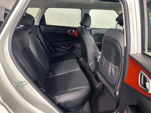 Used 2023 Kia Soul GT-Line w/ GT-Line Technology Package image 27