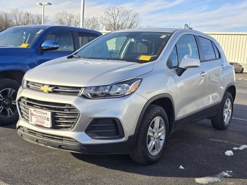 Used 2020 Chevrolet Trax LS w/ Tint and Cruise Package image 3