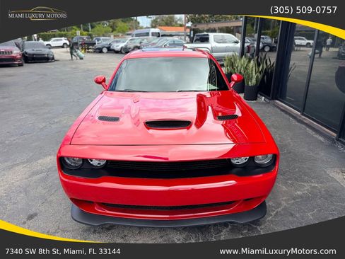 Used 2009 Dodge Challenger SE RWD image 6