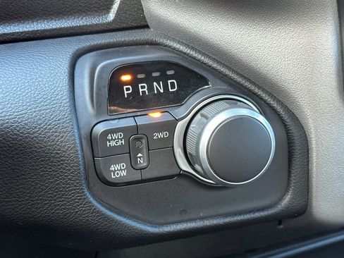 Used 2024 RAM 2500 Big Horn w/ Bed Utility Group image 20