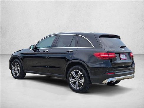 Used 2019 Mercedes-Benz GLC 300 4MATIC image 7