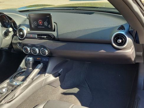 Used 2021 MAZDA MX-5 Miata Grand Touring image 14