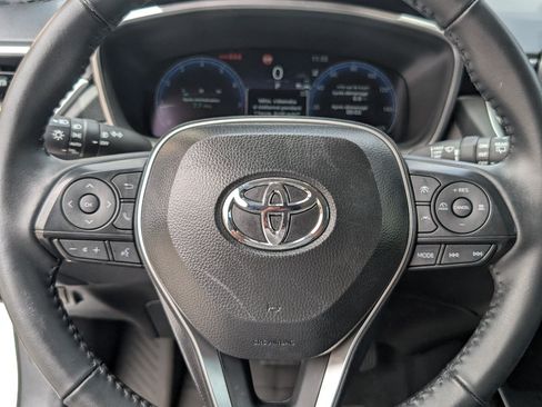 Used 2026 Toyota Corolla Cross XLE FWD image 18