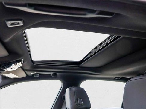 Used 2025 BMW i5 xDrive40 w/ Premium Package image 11