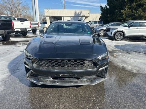 Used 2022 Ford Mustang Premium w/ Equipment Group 201A image 8