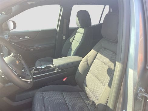 Used 2025 Chevrolet Equinox LT w/ Safety and Technology Package image 22