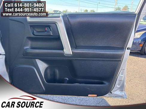 Used 2010 Toyota 4Runner Limited image 34