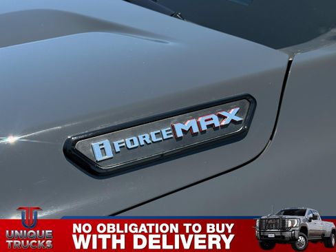 Used 2025 Toyota 4Runner TRD Off-Road Premium w/ Tow Technology Package AWD/4WD image 12