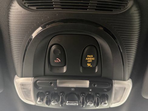 Used 2019 MINI Cooper Countryman S w/ Premium Package image 44