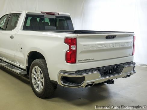 Used 2024 Chevrolet Silverado 1500 LTZ w/ LTZ Convenience Package II AWD/4WD image 7