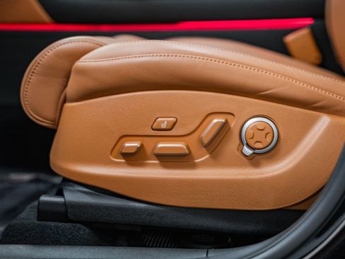 Used 2025 Genesis GV80 2.5T Prestige image 45