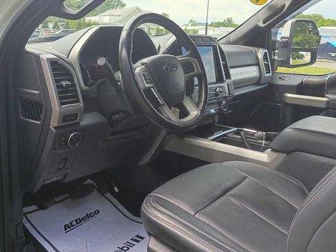 Used 2022 Ford F250 Lariat w/ Tremor Off-Road Package AWD/4WD image 10
