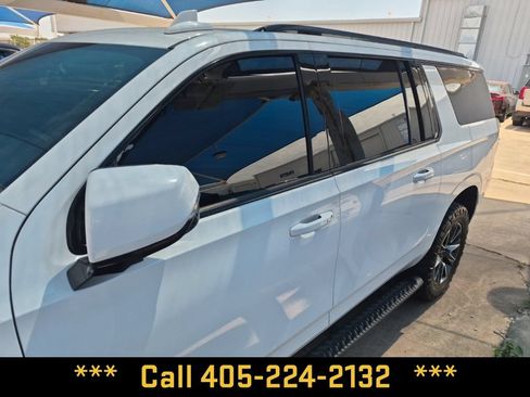 Used 2024 Chevrolet Suburban Z71 w/ Luxury Package AWD/4WD image 6