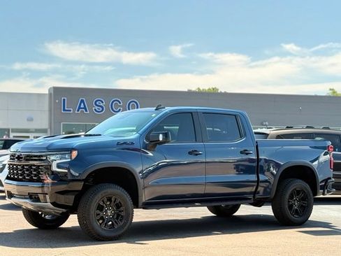 Used 2022 Chevrolet Silverado 1500 ZR2 w/ Technology Package AWD/4WD image 38