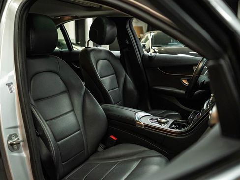 Used 2021 Mercedes-Benz C 300 Sedan w/ Premium Package image 15