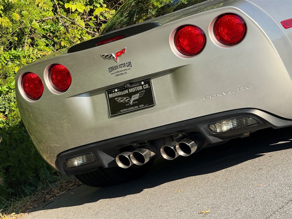 Used 2006 Chevrolet Corvette Z06 w/ Preferred Equipment Group RWD image 33