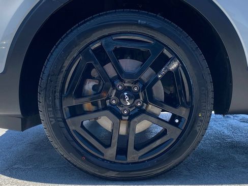 Used 2024 Kia Telluride EX X-Line AWD/4WD image 10
