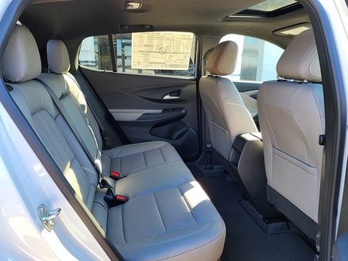 New 2026 Buick Envista Avenir image 40