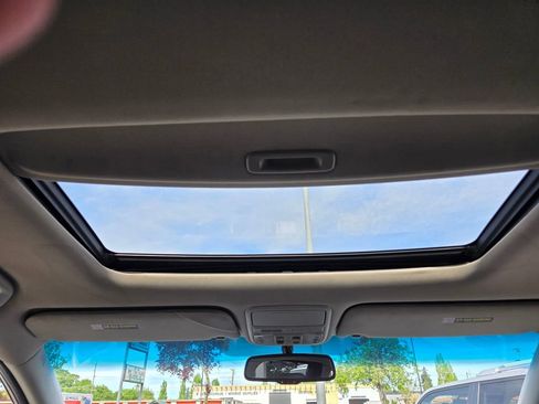 Used 2012 Honda Odyssey EX-L image 24