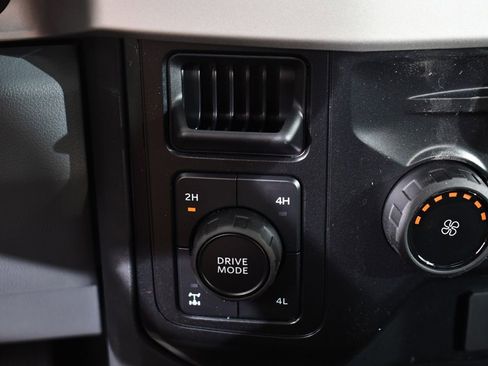 New 2026 Ford F250 XL w/ XL Off-Road Package image 29