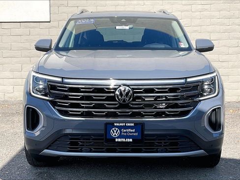 Certified 2025 Volkswagen Atlas SEL image 2