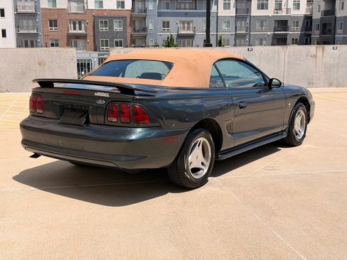 Used 1998 Ford Mustang Convertible RWD image 3