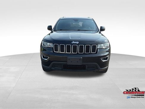 Used 2020 Jeep Grand Cherokee Laredo AWD/4WD image 9