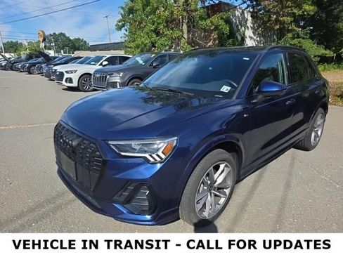 Used 2023 Audi Q3 2.0T Premium w/ Black Optic Sport Package AWD/4WD image 1