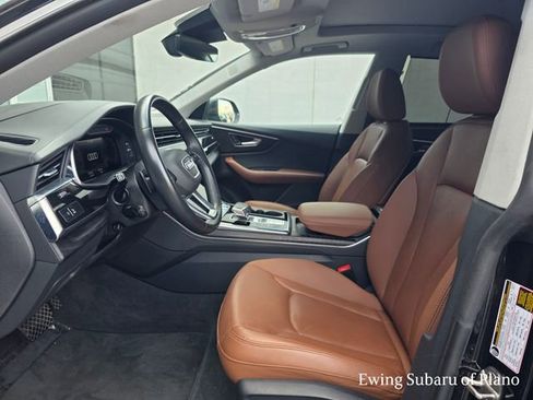 Used 2022 Audi Q8 Prestige w/ Prestige Package image 6
