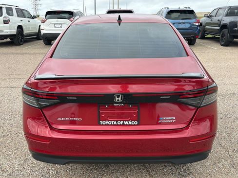 Used 2025 Honda Accord Sport image 4