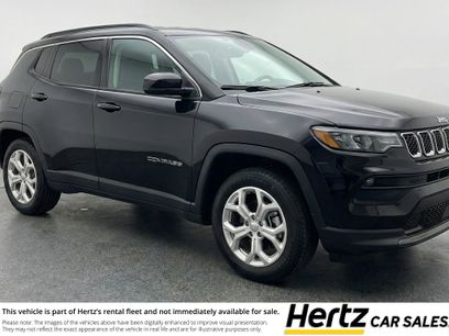 Used 2025 Jeep Compass Latitude
