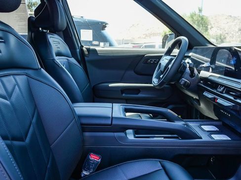 New 2027 Kia Telluride SX X-Line w/ Towing Package AWD/4WD image 8